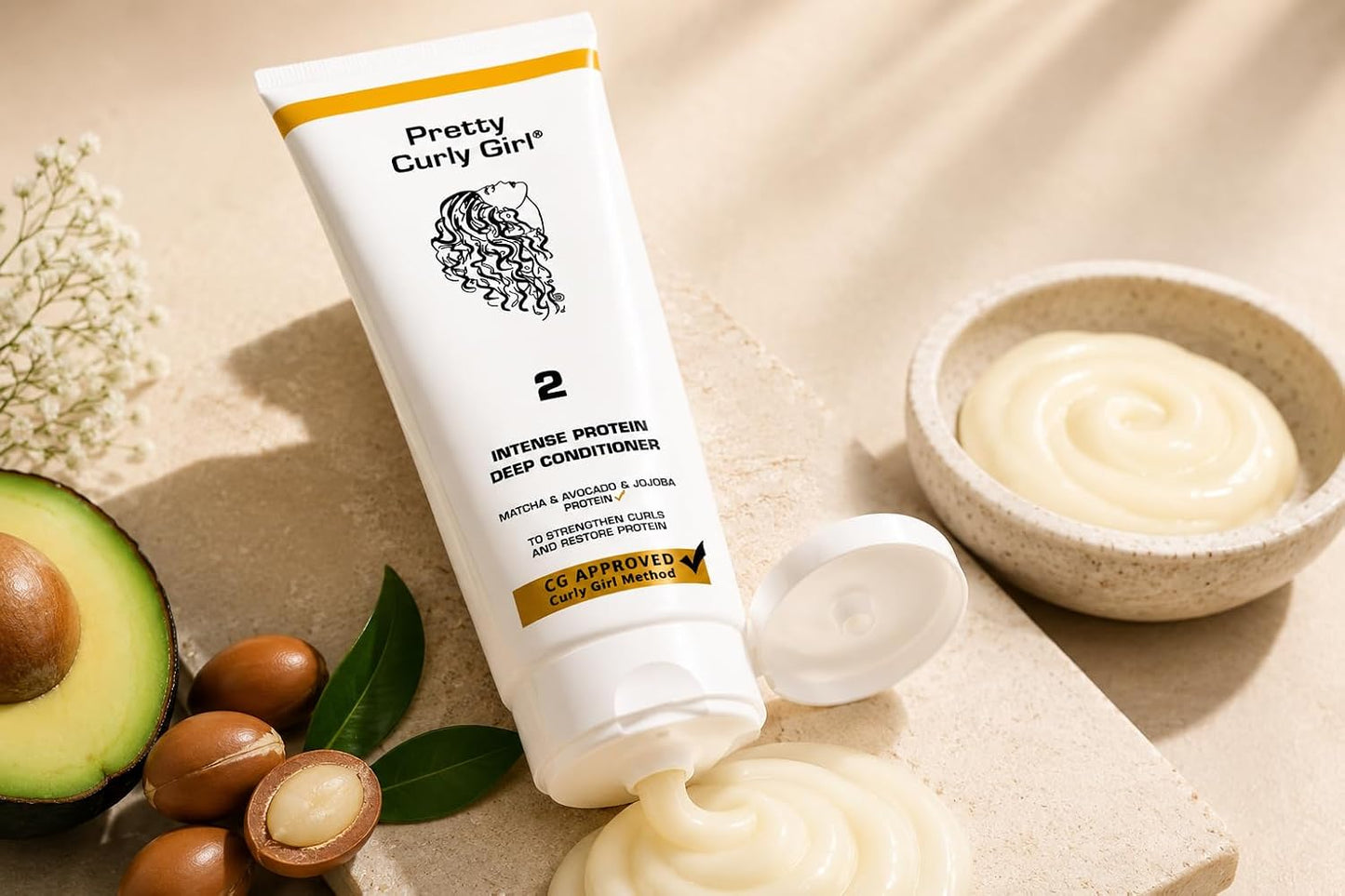 Pretty Curly Girl Intense Protein Deep Conditioner 250 ml / 8.5 oz, infused with Matcha, Avocado & Jojoba, made in the Netherlands